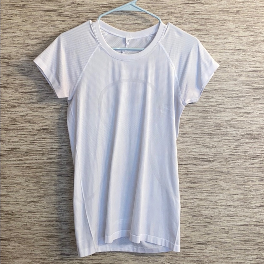 Lululemon Swiftly Tech Short Sleeve Shirt